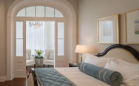 Sydney Boutique Inn & Suites